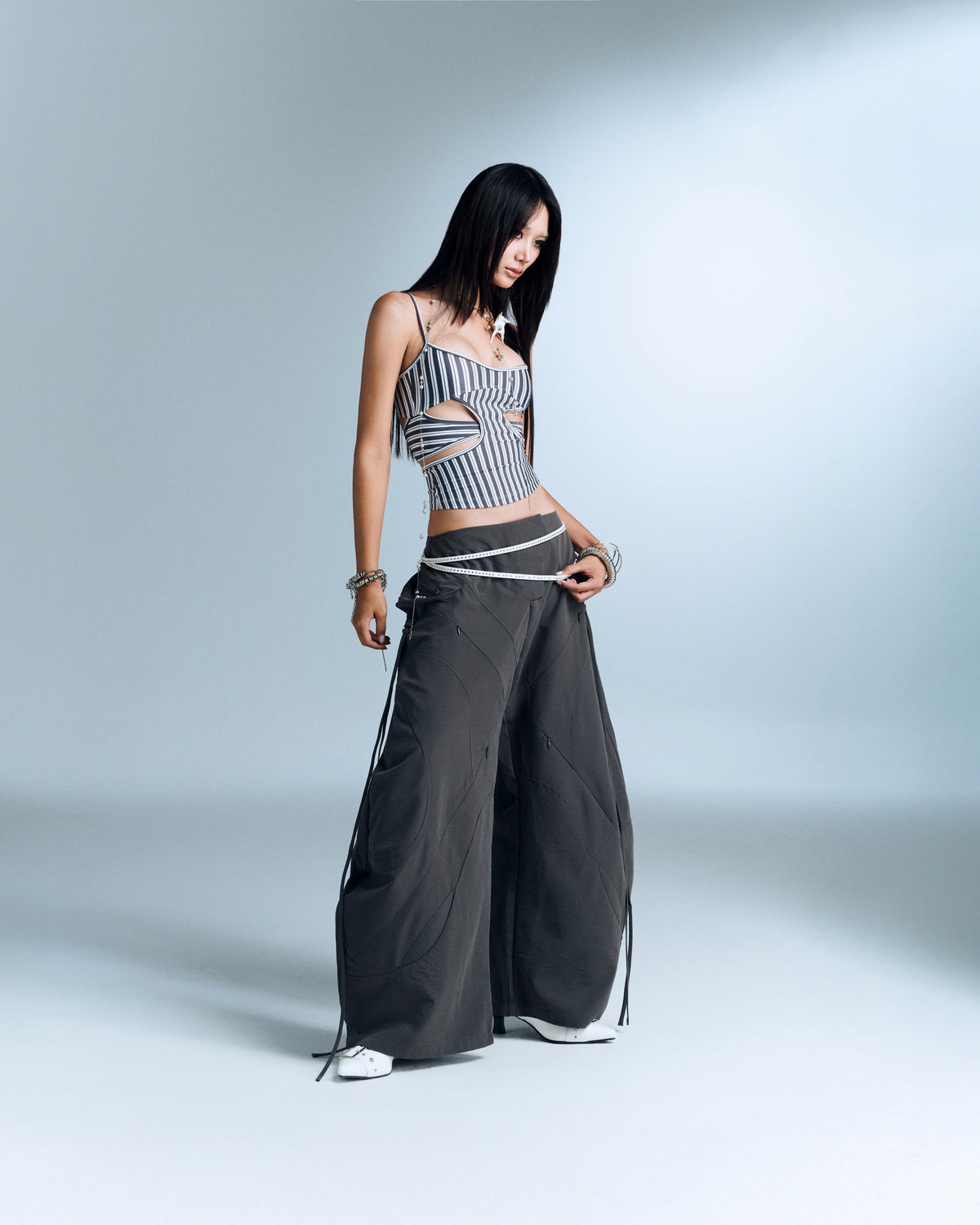 SALVIUS PANTS (GREY) 3
