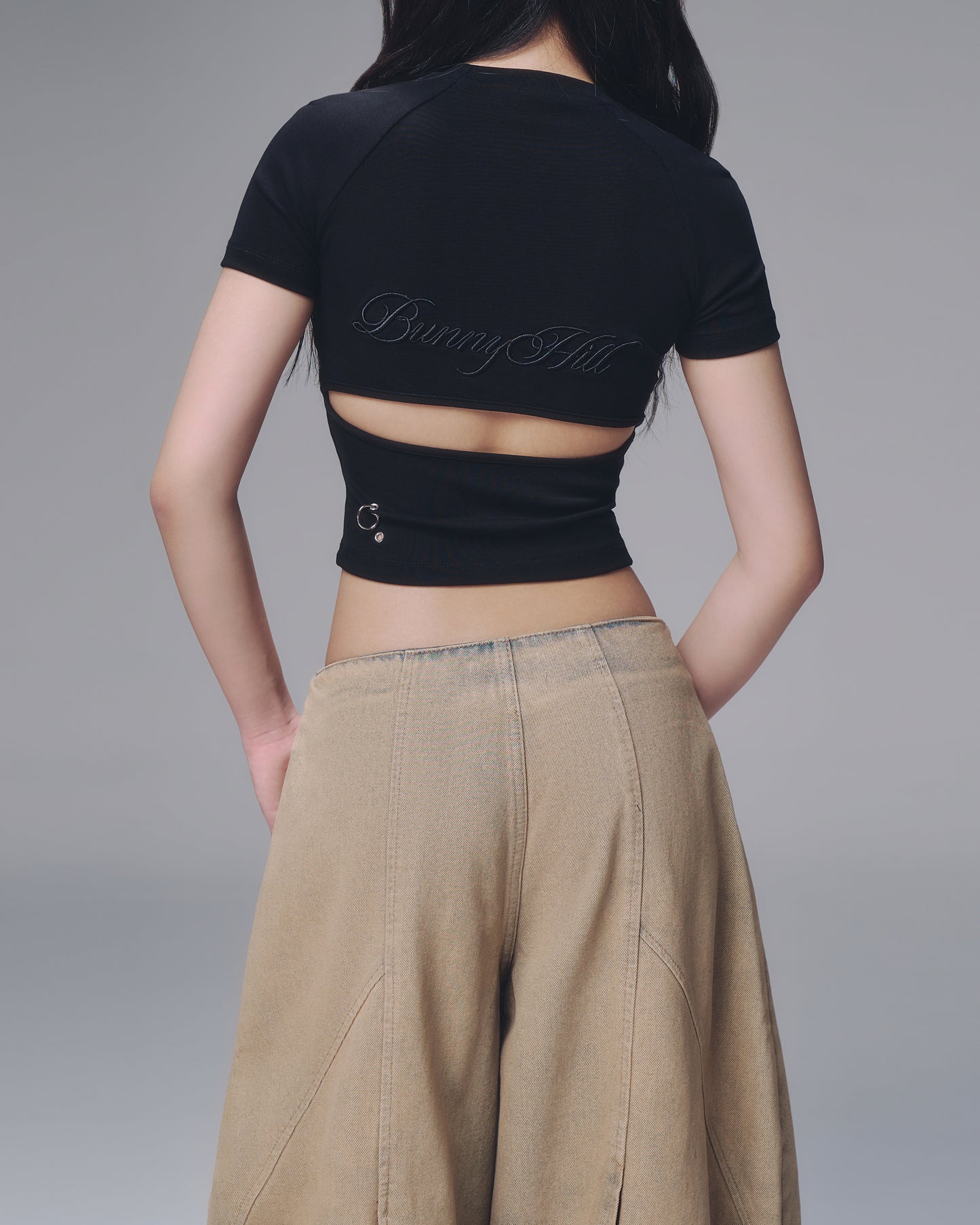 BUNNY CHARM VER. BABY TEE (BLACK)